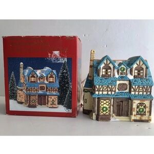 Dickens Keepsake ANTIQUES Porcelain Lighted House Hand Painted In Box